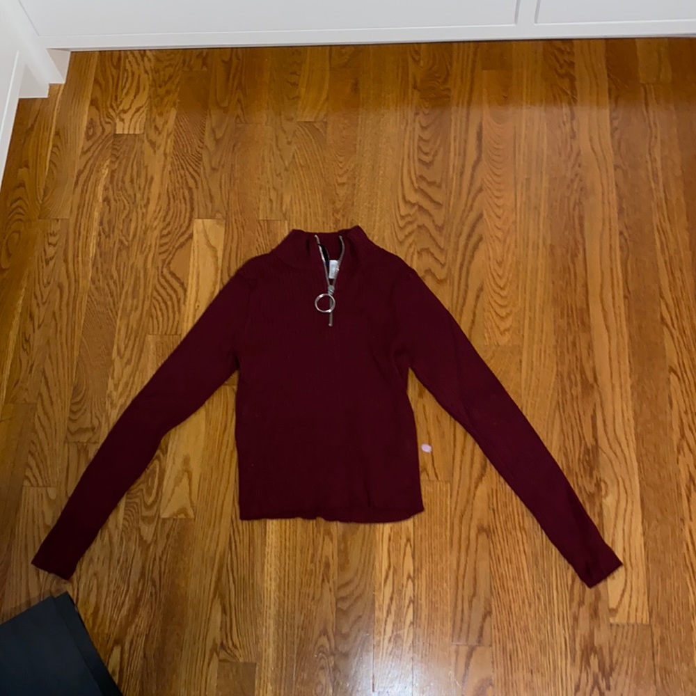 Maroon quarter zip sweater
